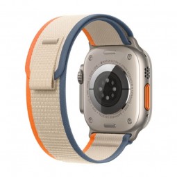 Apple Watch Ultra 2 GPS + Cellular, 49mm Titanium Case with Orange/Beige Trail Loop - M/L internetu